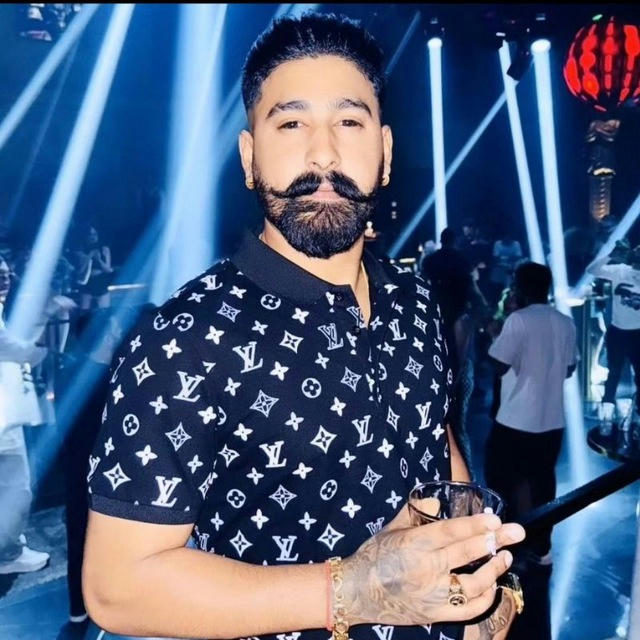@malikmumbaireal on Instagram