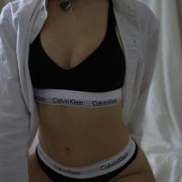 Calvin Klein Girls 👅