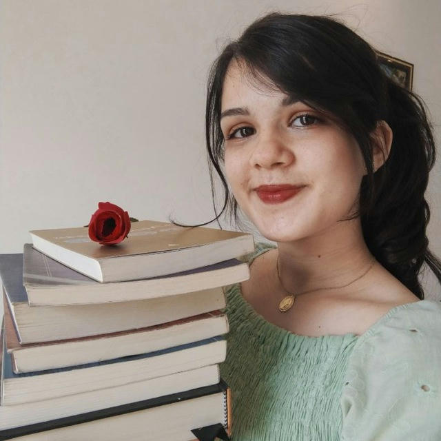 Fernanda Carvalho | Literatura e Virtudes