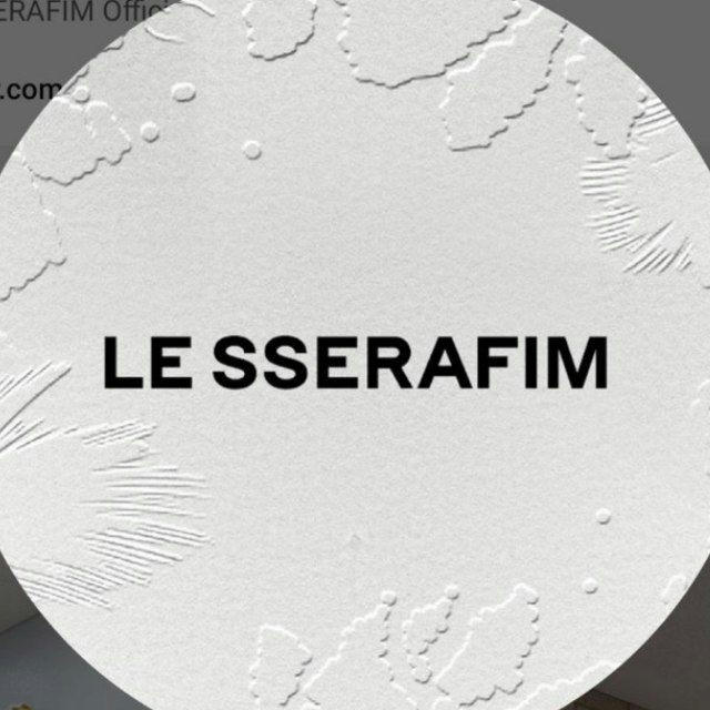 LE SSERAFIM (르세라핌)