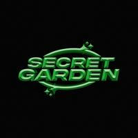 SECRET GARDEN