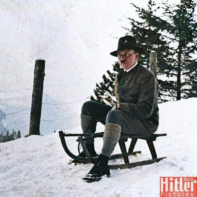 Rare Hitler Pictures©️