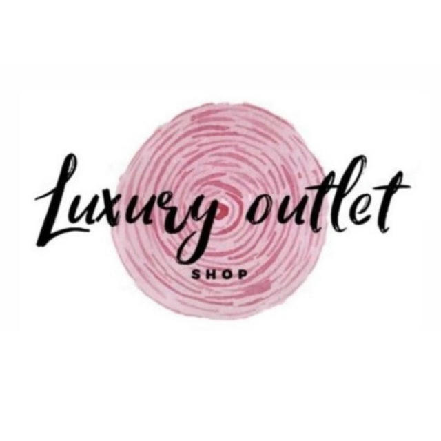 Luxury outlet