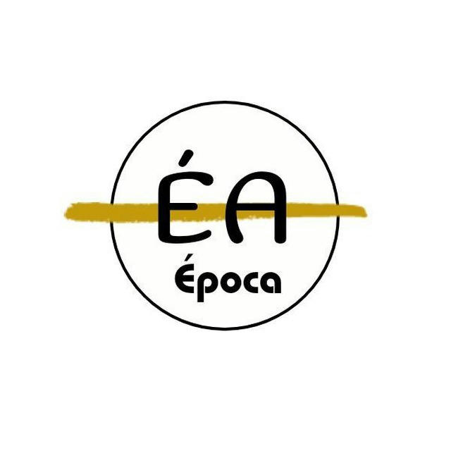 época