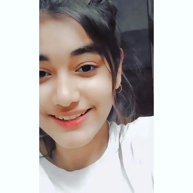 Aliza_shaikh_100k ( Instagram reels video link 🔗 )