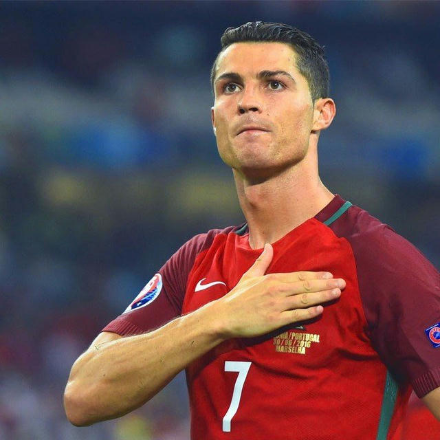 Portugal Fans 🇵🇹 | Cristiano Ronaldo Fans