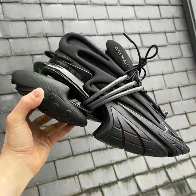 Diop shoes
