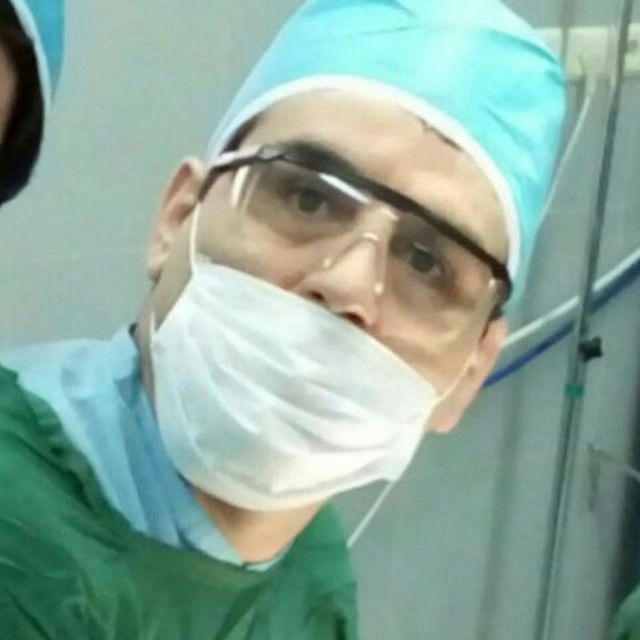 دکتر خالد دولابی.جراح پلاستیک بینی