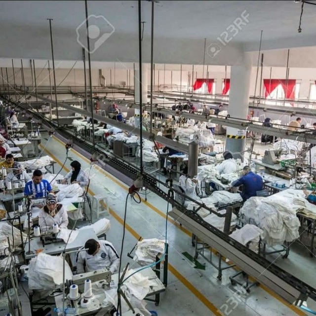 بيع ملابس بالجملة عند عبدالعالي