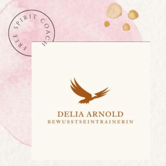 💃🏻 Delia Arnold ☀️ Ideal Spirit 🦅