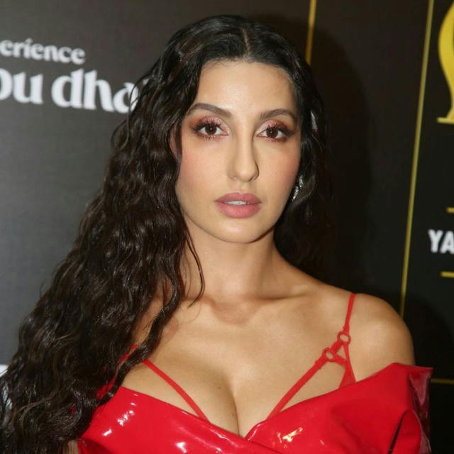 NORA FATEHI FAN PAGE 🔥🔥