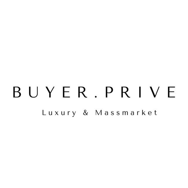Buyer Shopping Luxury & Massmarket