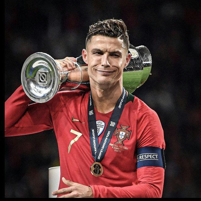 THE GOAT CR7 🐐
