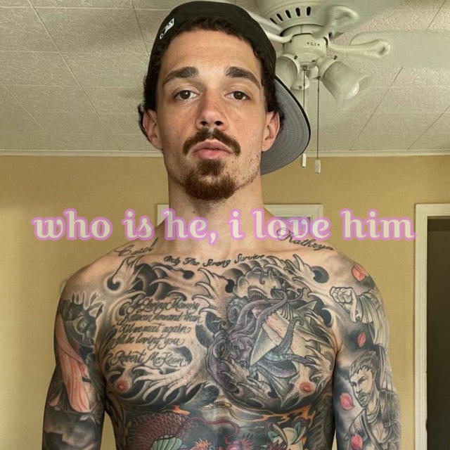 who is he I love him 🥇