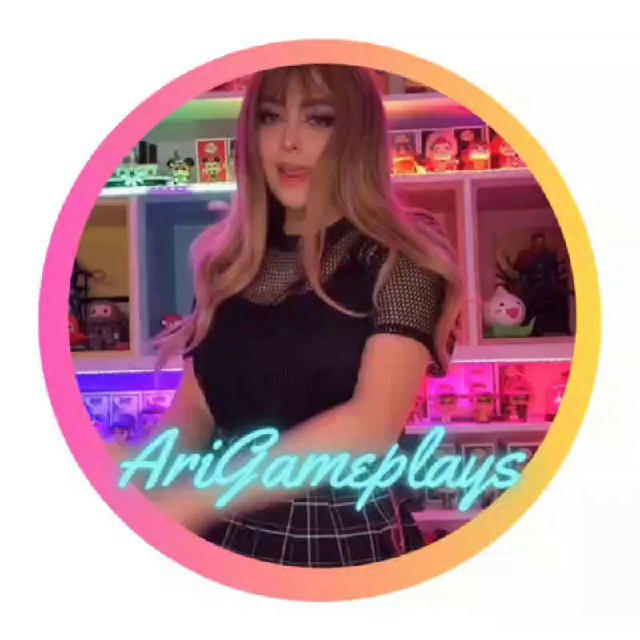 AriGameplays 💟