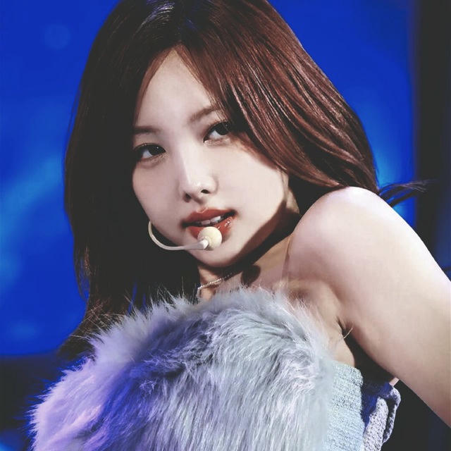 luxury nayeon