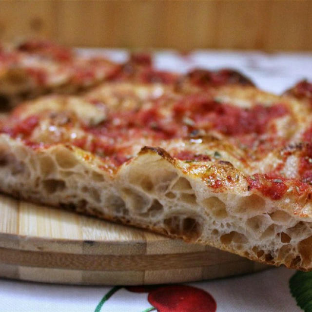 La Pizza in Teglia ad Alta Idratazione fatta in Casa - Andrea Massaro [ITALIANO]