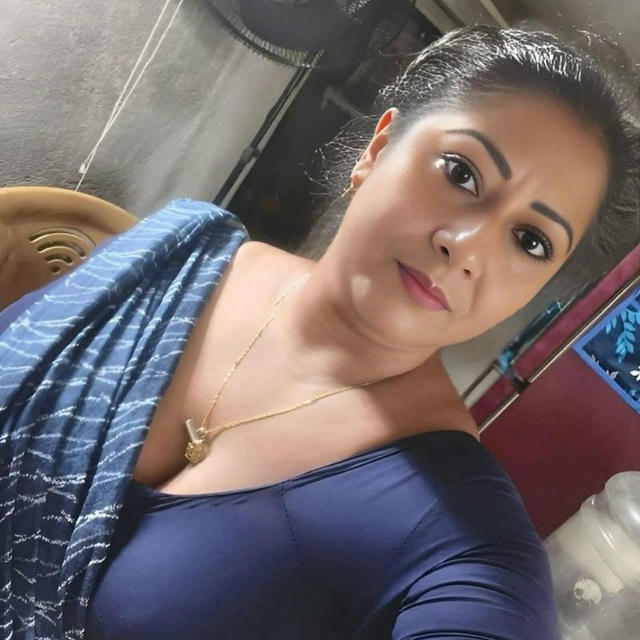 ඇන්ටිලා විතරයි 🔥 (Aunties Only) 18+