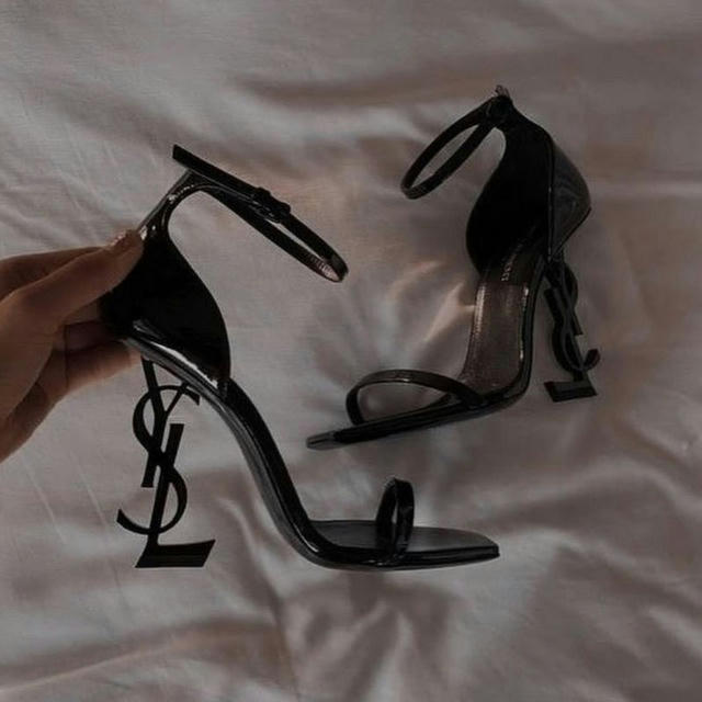 Glamour shoes