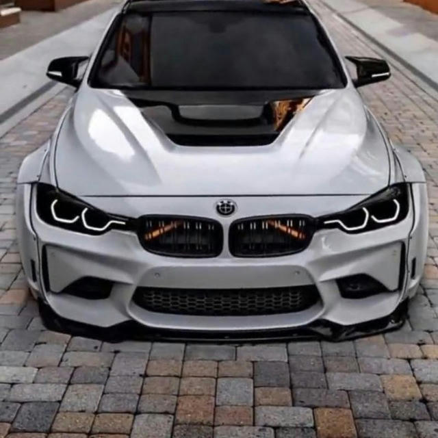 BMW ✨⚡