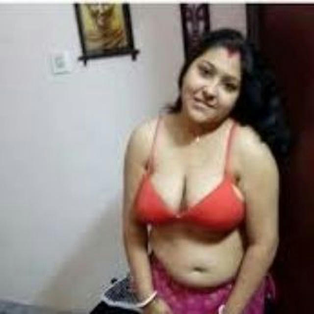 DESI HOT BHABHI HUB