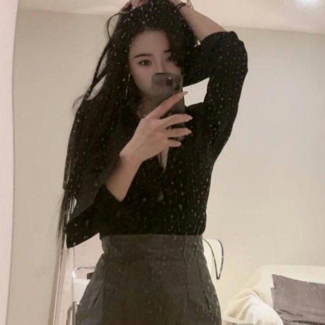 阿酷姑娘 （麦地开课🀄）