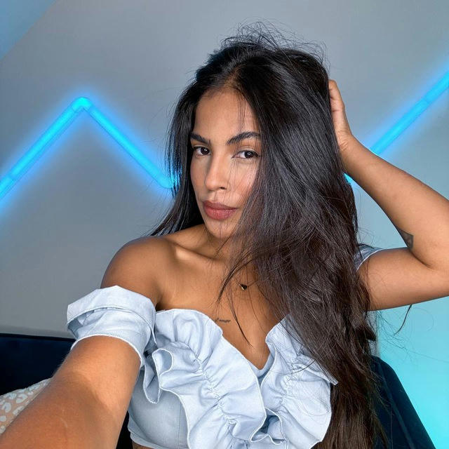 LuanaLoveX CAMGIRL 🍿🔞