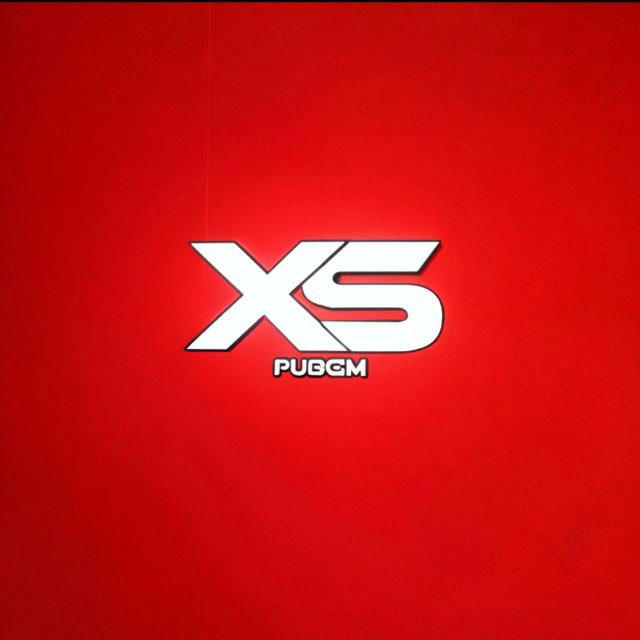 XS